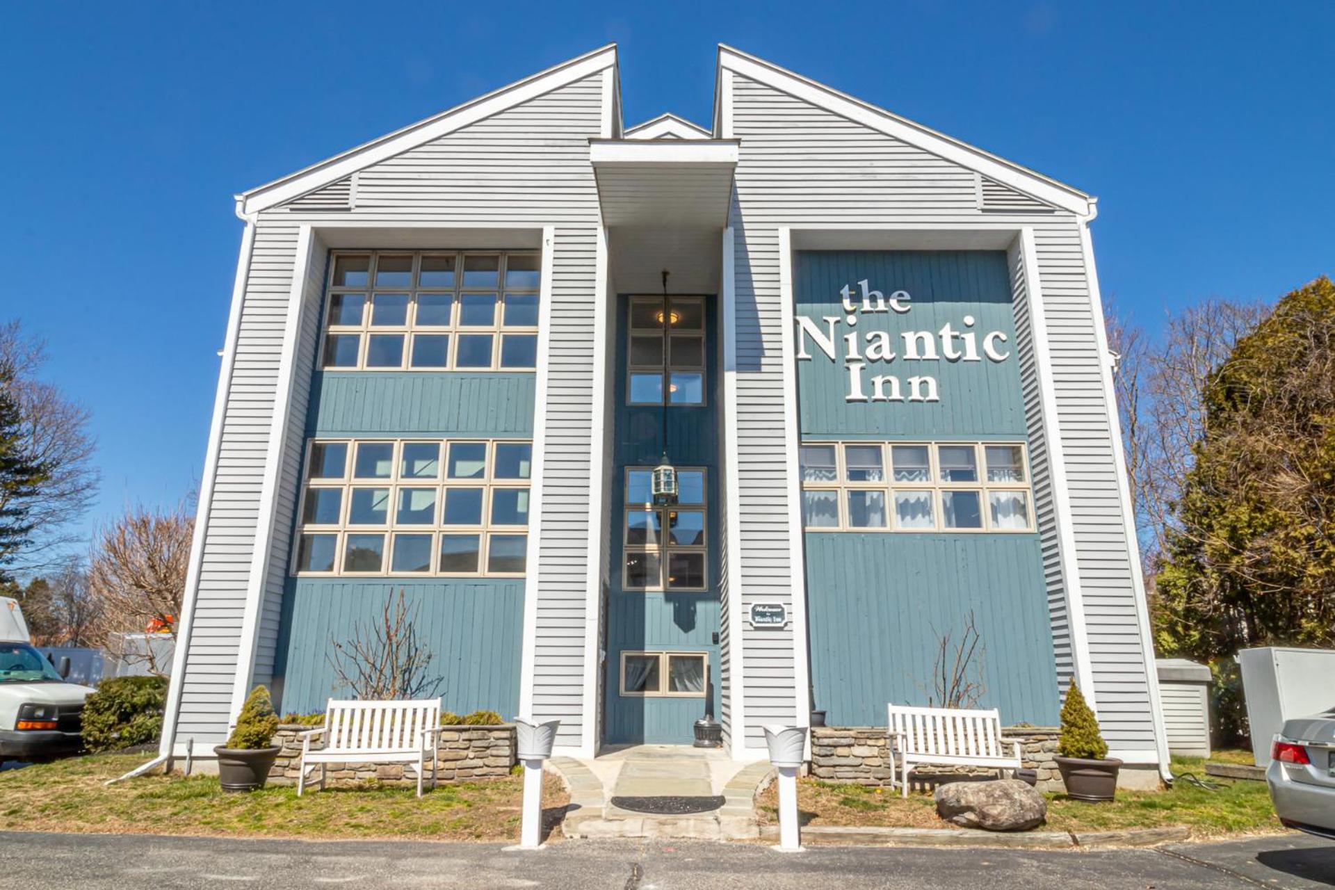 The Niantic Inn Ngoại thất bức ảnh